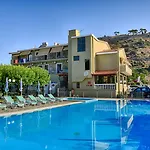 Hotell Ionis 2*