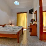 Ionis Hotell 2*
