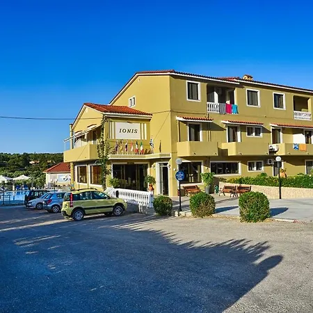 Ionis Hotel Troianata