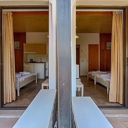 Hotel Ionis