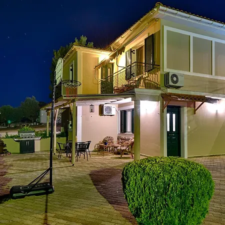 Hotel Ionis Troianata