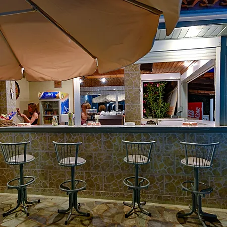 Ionis Hotel Troianata