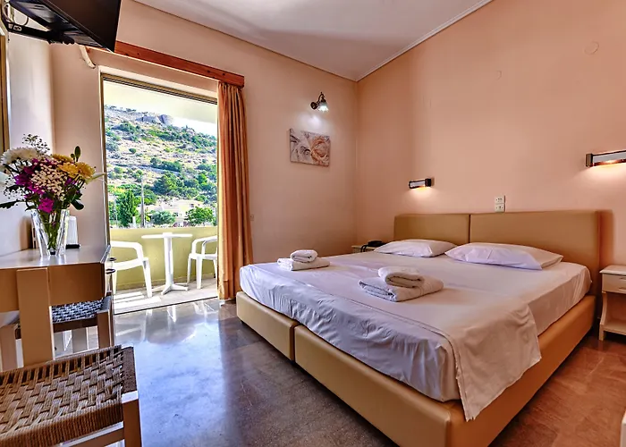 Hotel Ionis Troianata