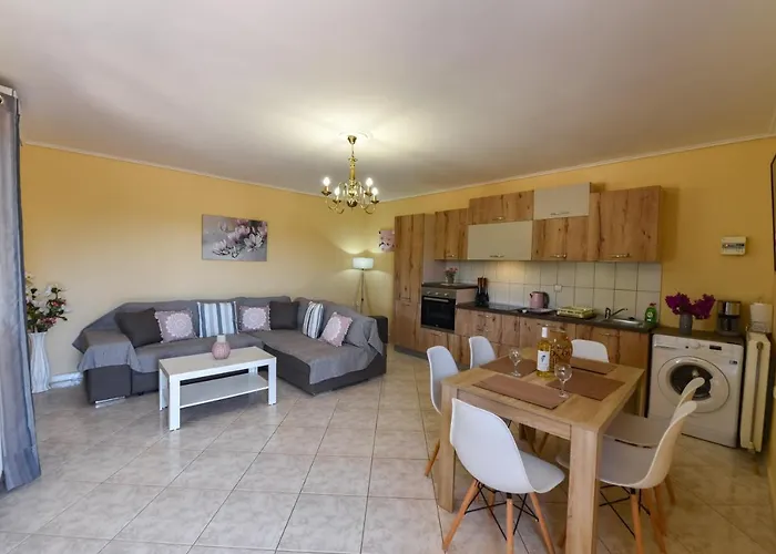 Hotel Ionis Troianata